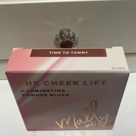 Mally Beauty The Cheek Lift Illuminating Powder Blush Bronzer Time To Tawny NWB - Picture 3 of 4